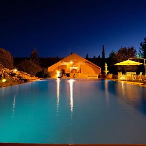 La Pilar Petit Chalets